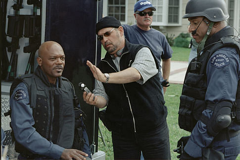Still of Samuel L. Jackson and LL Cool J in S.W.A.T. (2003)