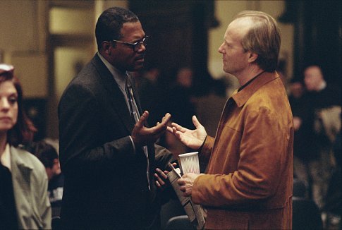 Samuel L. Jackson as Doyle Gipson and William Hurt as his sponsor