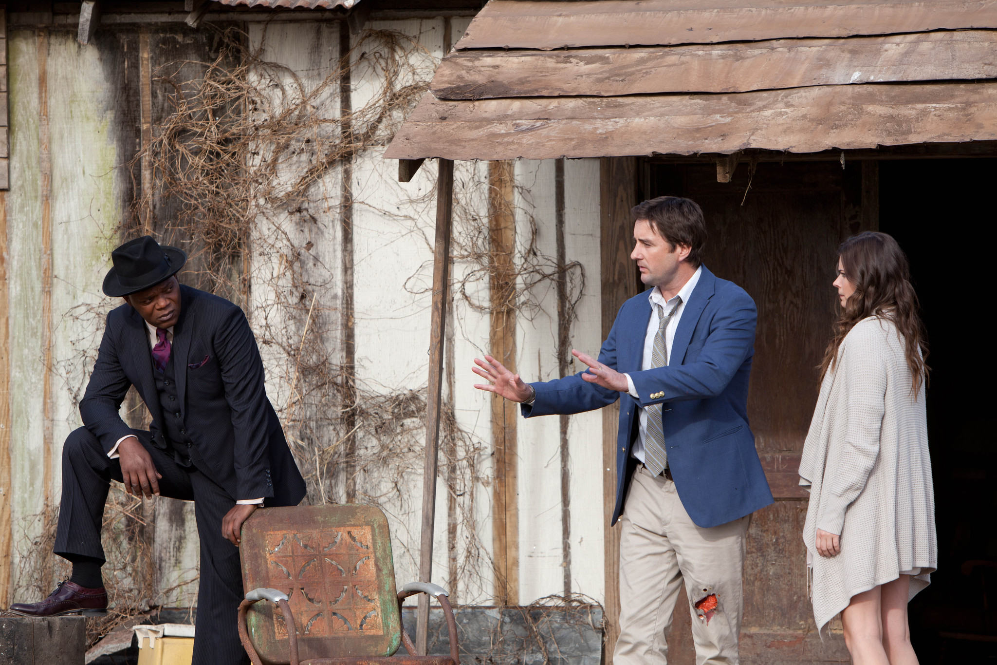 Still of Samuel L. Jackson, Luke Wilson and Peyton List in Meeting Evil (2012)