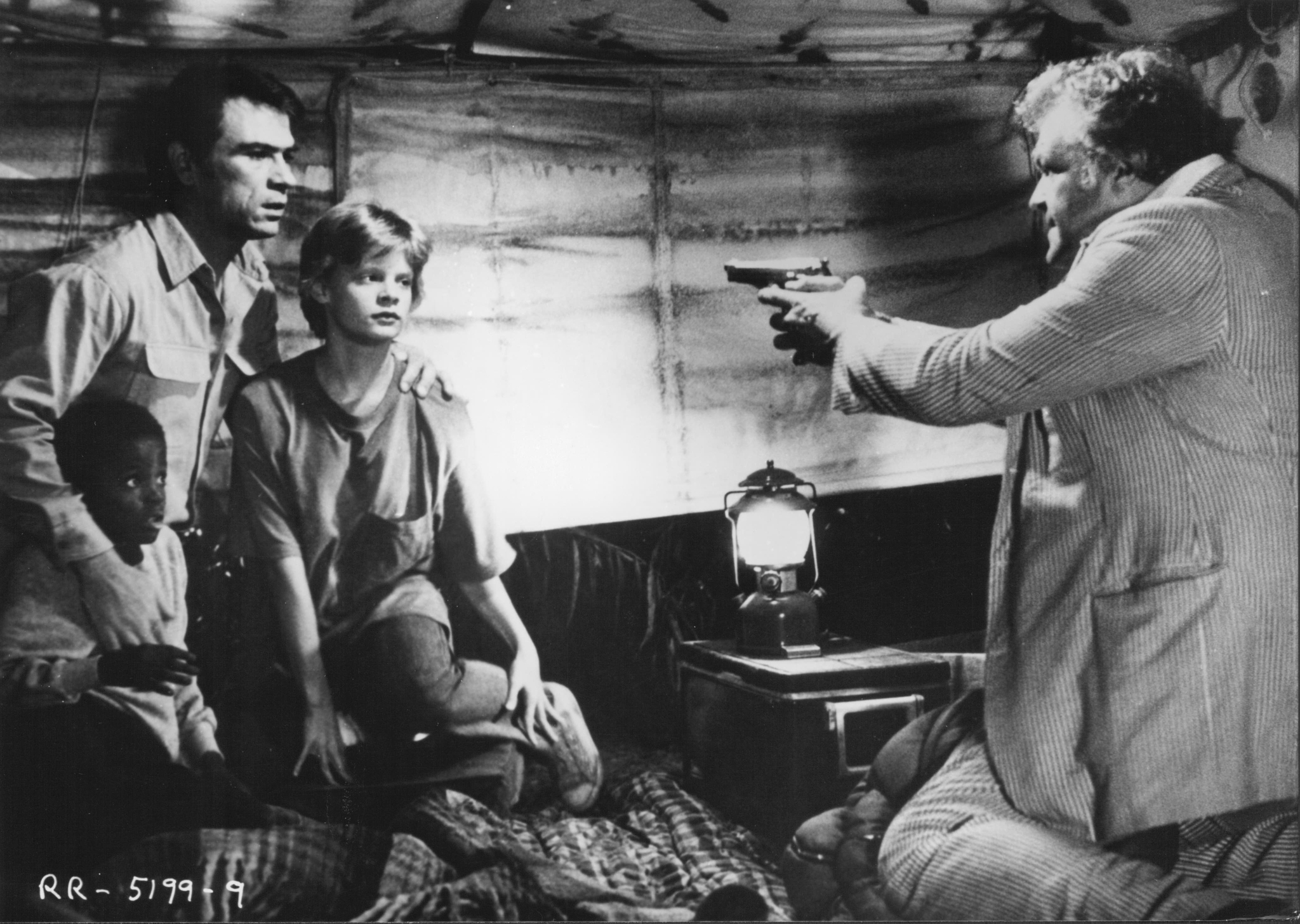 Still of Tommy Lee Jones, Martha Plimpton and Brian Dennehy in The River Rat (1984)