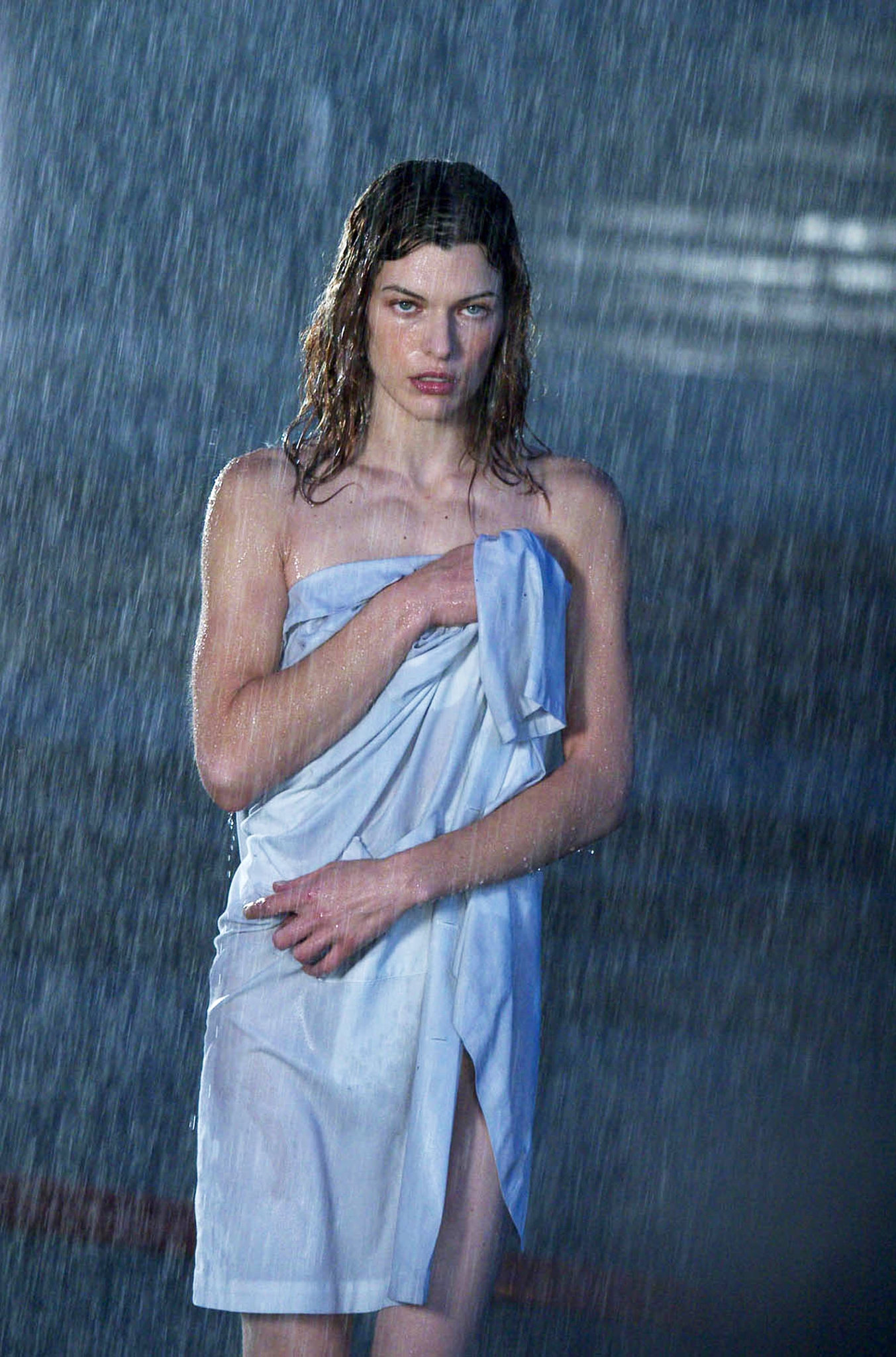 Still of Milla Jovovich in Absoliutus blogis 2: Apokalipse (2004)
