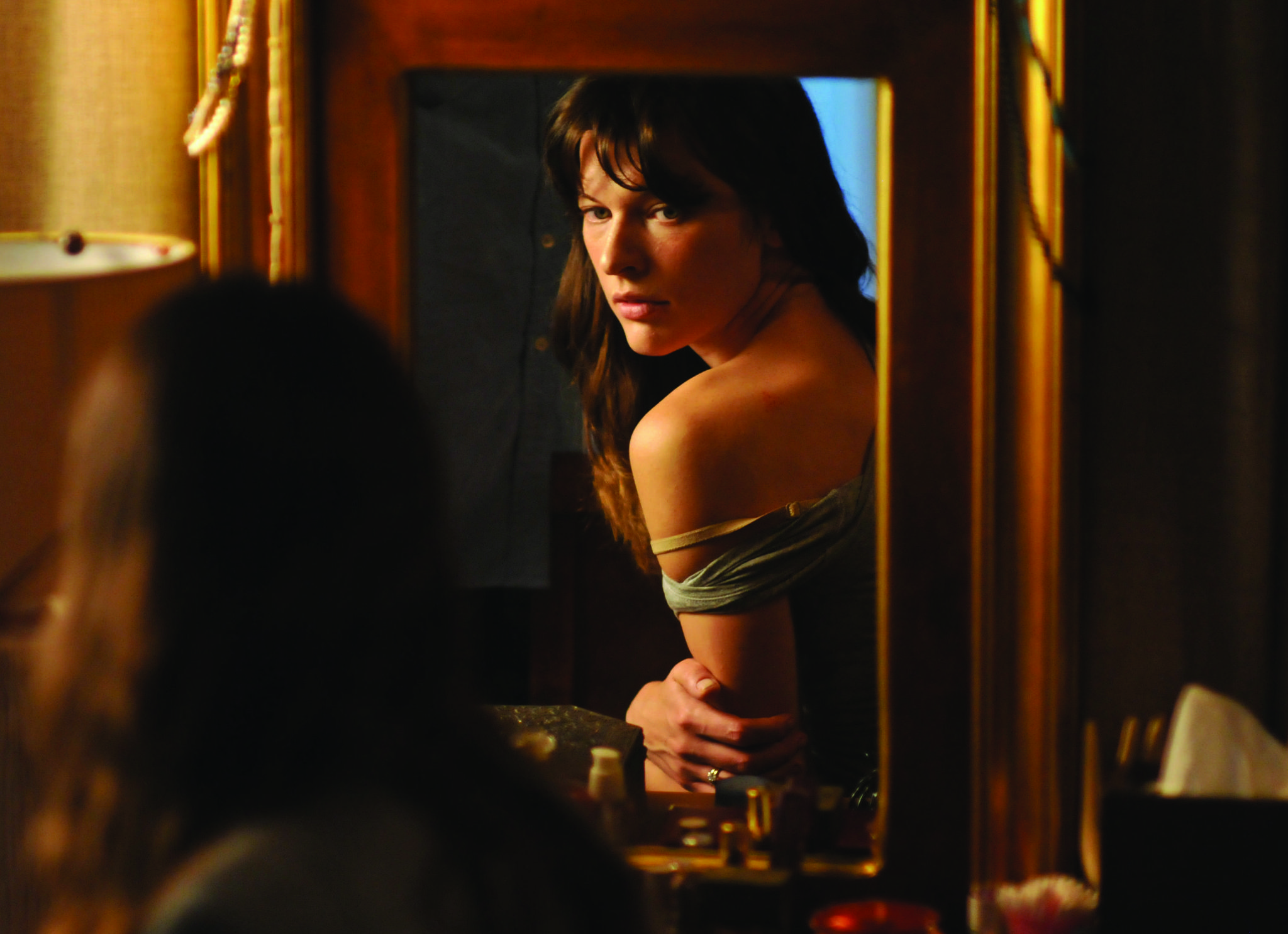 Still of Milla Jovovich in The Fourth Kind (2009)
