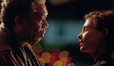 Grimes (MORGAN FREEMAN) passes along to Claire (ASHLEY JUDD) sensitive information about a top-secret military trial.