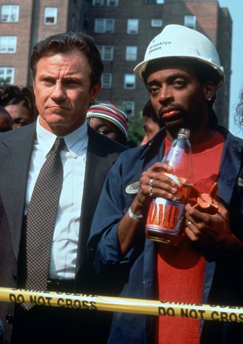 Still of Harvey Keitel and Spike Lee in Clockers (1995)