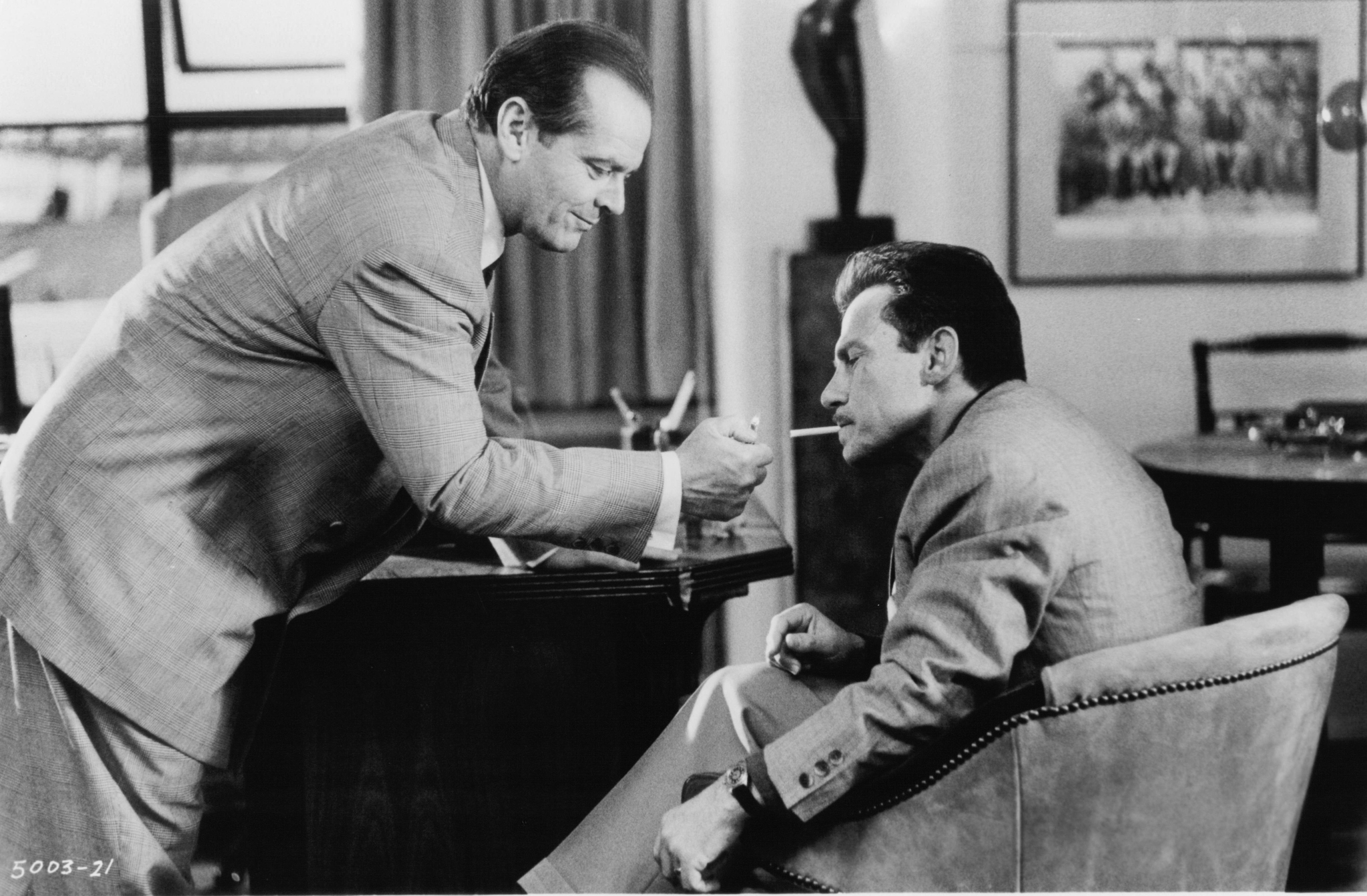 Still of Harvey Keitel and Jack Nicholson in The Two Jakes (1990)