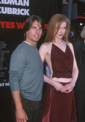 Tom Cruise and Nicole Kidman at event of Eyes Wide Shut (1999)