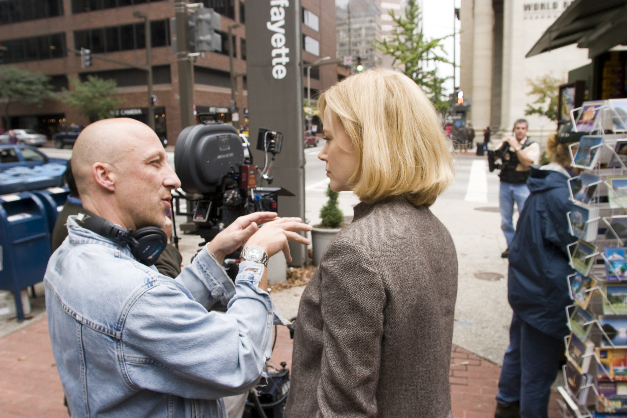 Still of Nicole Kidman and Oliver Hirschbiegel in The Invasion (2007)