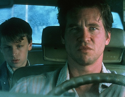 Still of Val Kilmer and Noah Fleiss in Joe the King (1999)