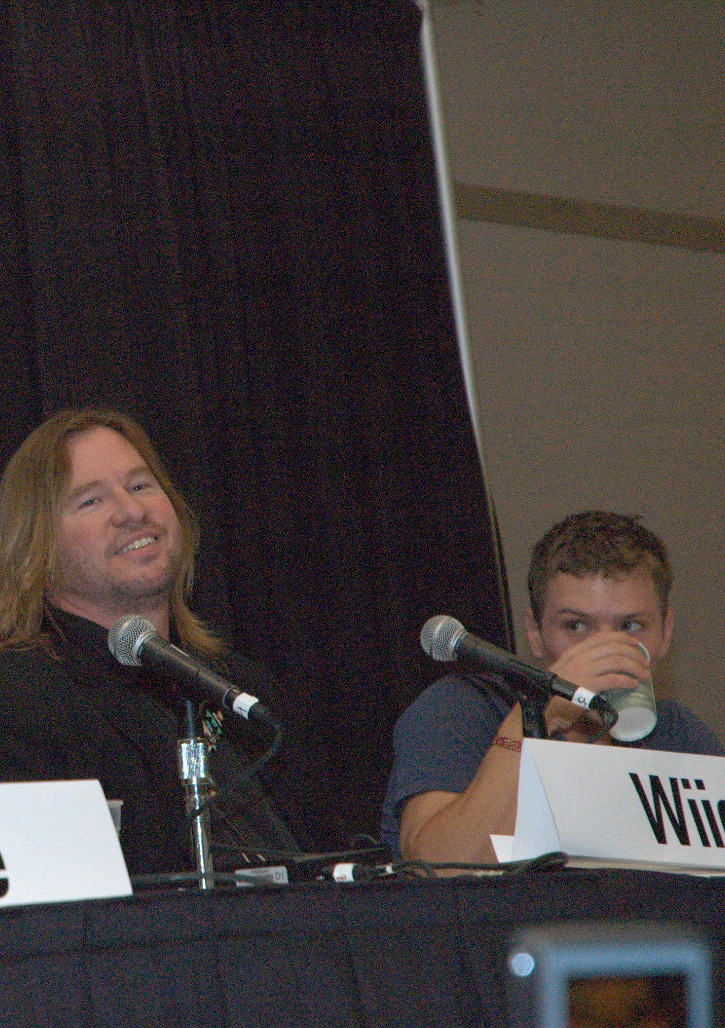 Val Kilmer and Ryan Phillippe at event of MacGruber (2010)