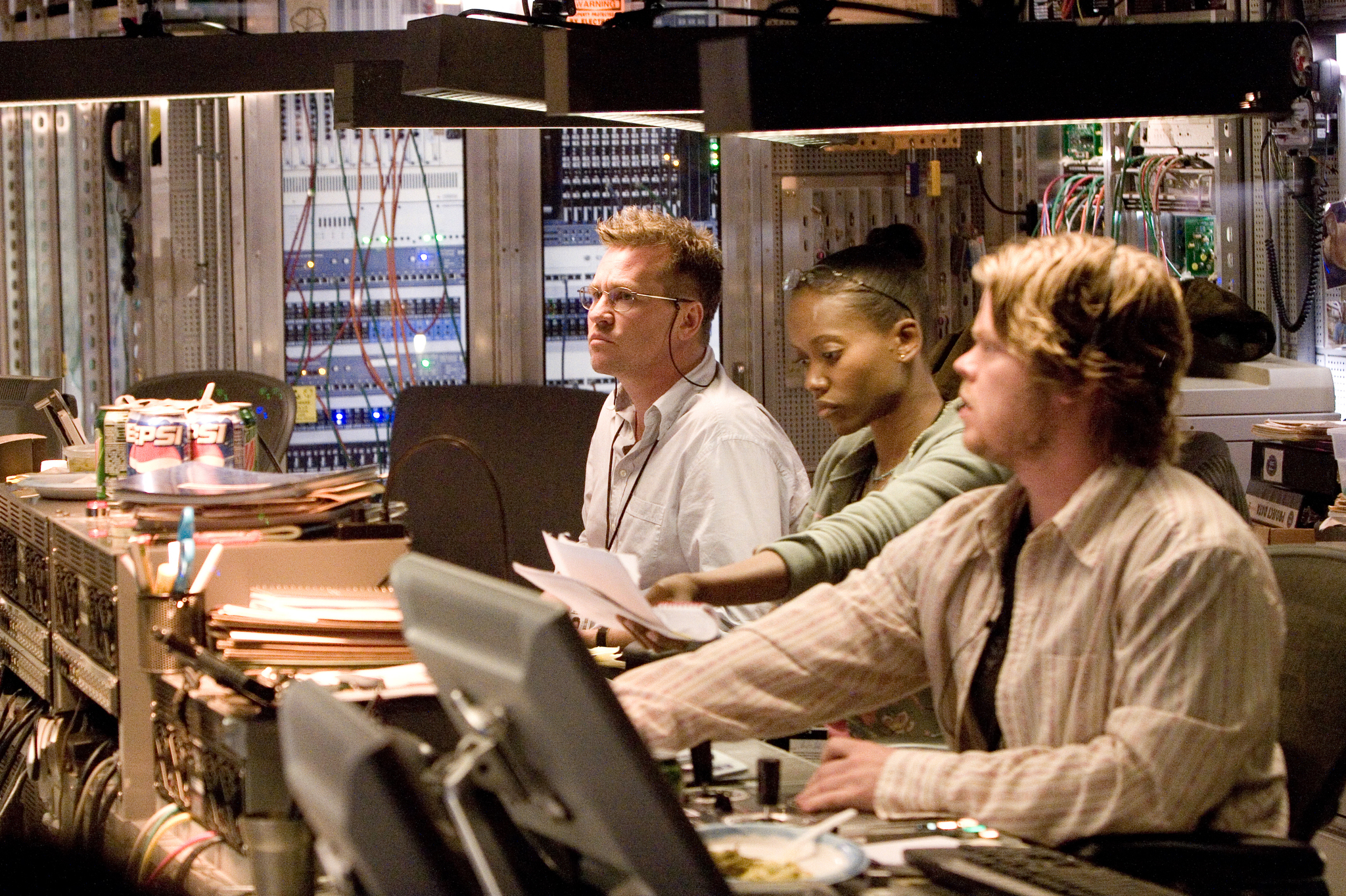 Still of Val Kilmer, Erika Alexander and Elden Henson in Deja Vu (2006)