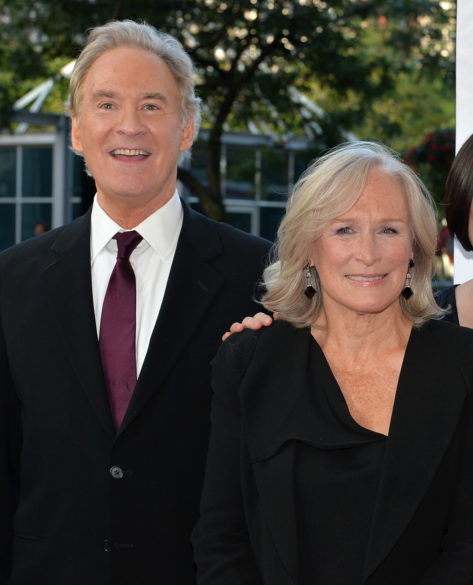 Kevin Kline and Glenn Close at event of The Big Chill (1983)