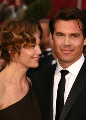 Diane Lane and Josh Brolin at event of The 80th Annual Academy Awards (2008)