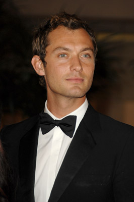 Jude Law at event of My Blueberry Nights (2007)