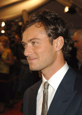 Jude Law at event of Breaking and Entering (2006)
