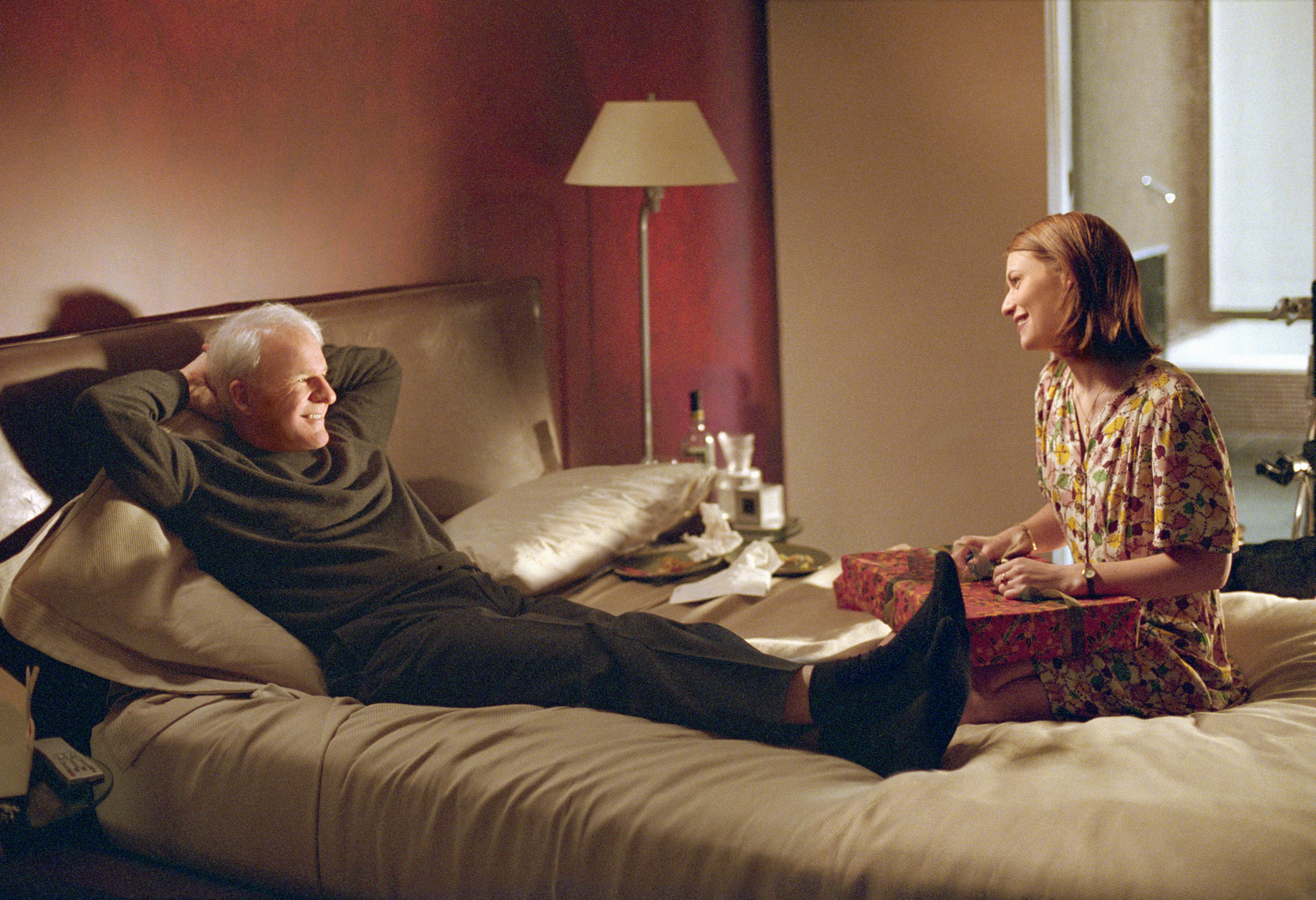 Still of Claire Danes and Steve Martin in Shopgirl (2005)