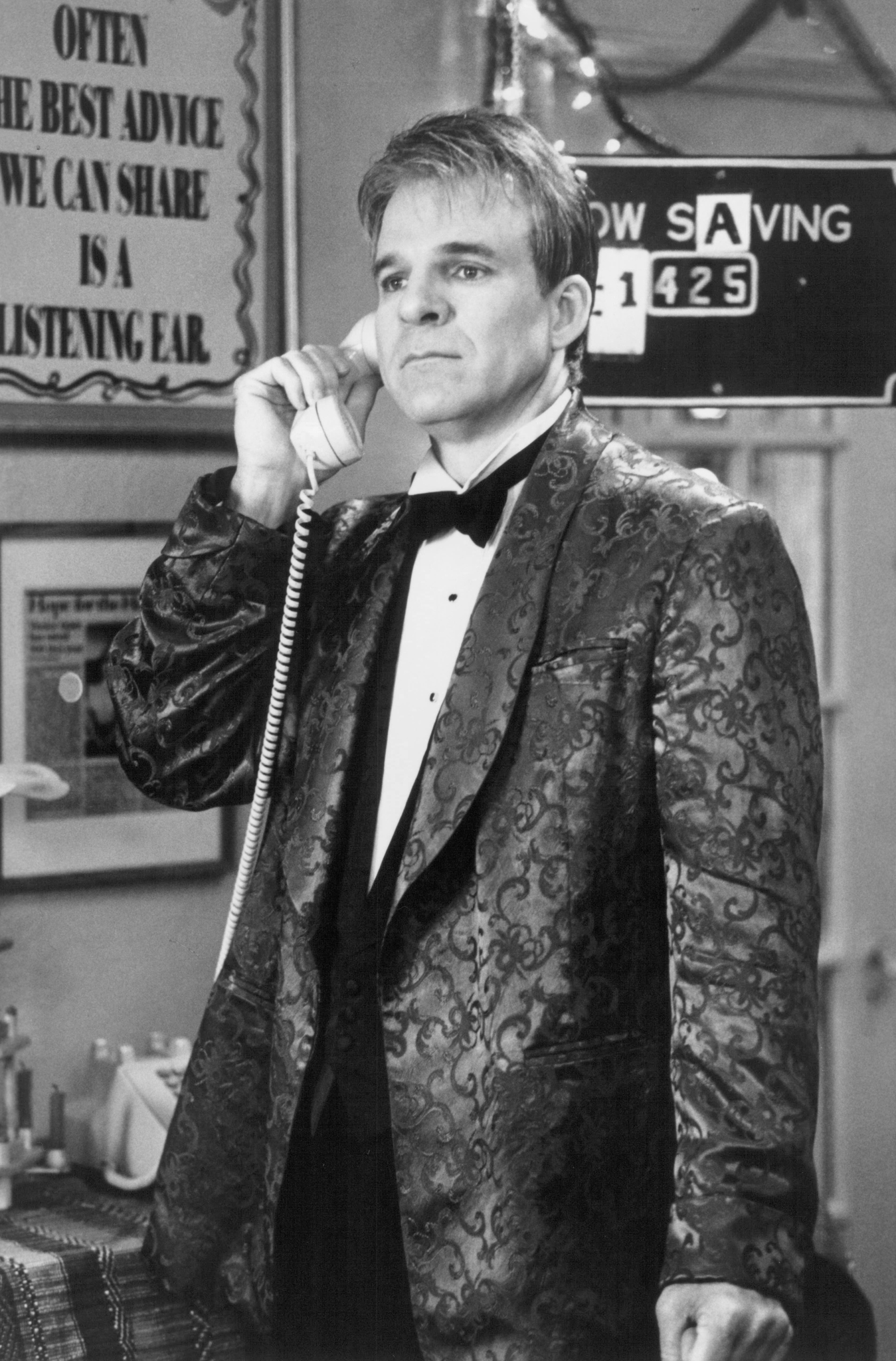 Still of Steve Martin in Mixed Nuts (1994)