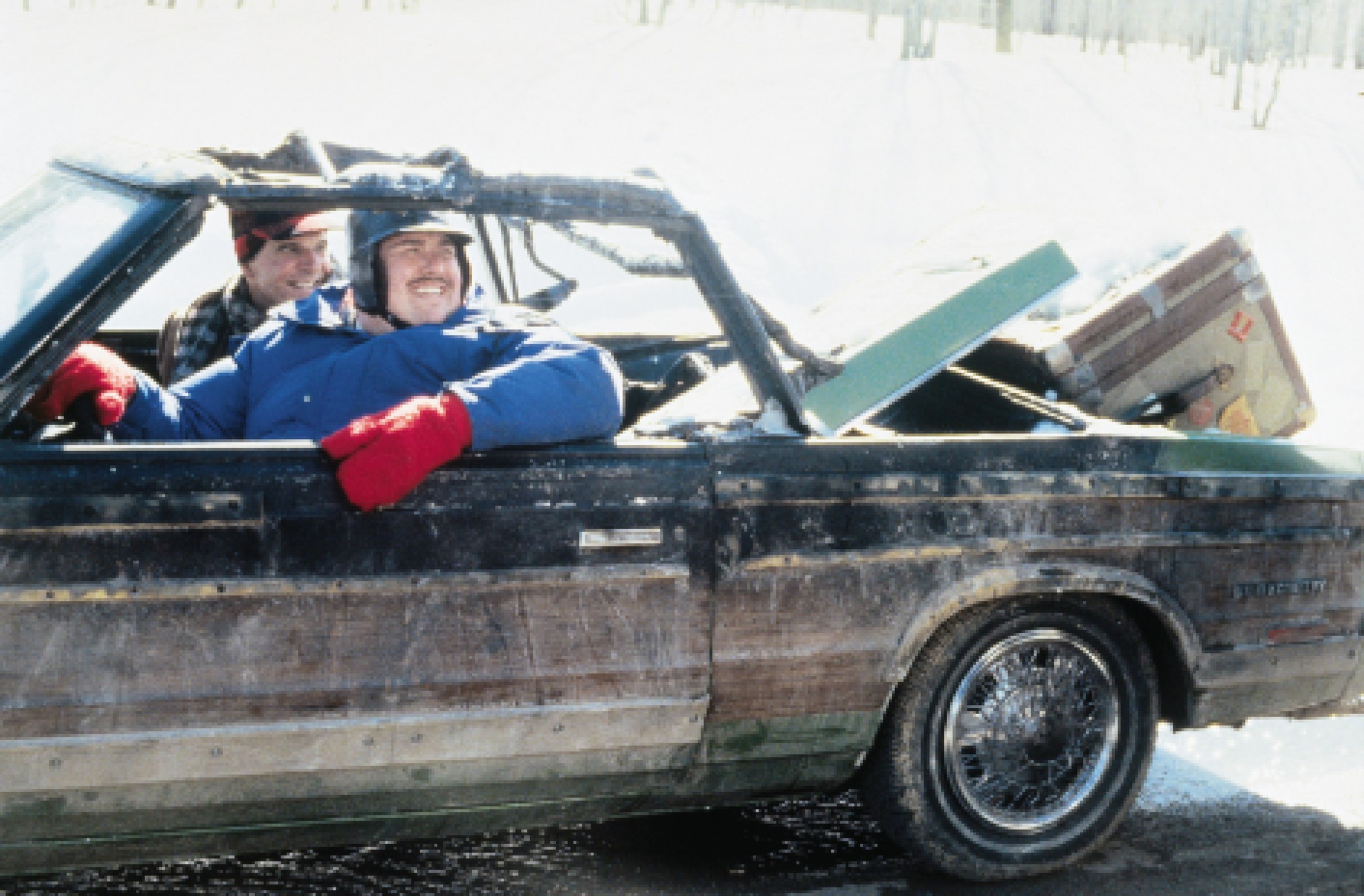 Still of Steve Martin and John Candy in Planes, Trains & Automobiles (1987)