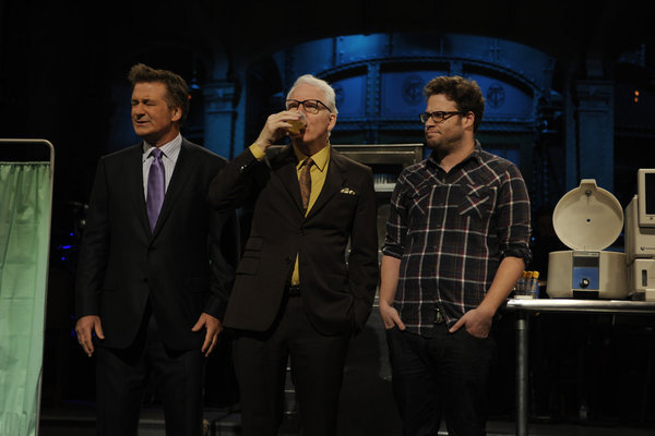 Still of Steve Martin, Alec Baldwin and Seth Rogen in Saturday Night Live (1975)