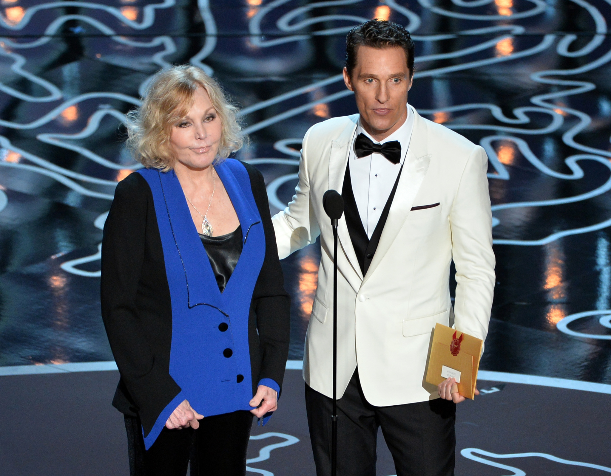 Matthew McConaughey and Kim Novak at event of The Oscars (2014)