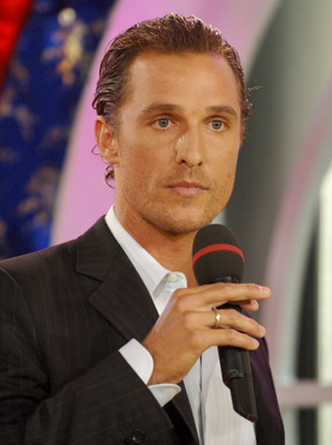 Matthew McConaughey at event of Total Request Live (1999)