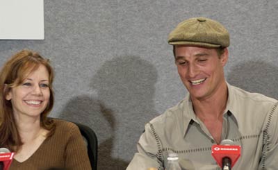Matthew McConaughey and Jill Sprecher at event of Thirteen Conversations About One Thing (2001)
