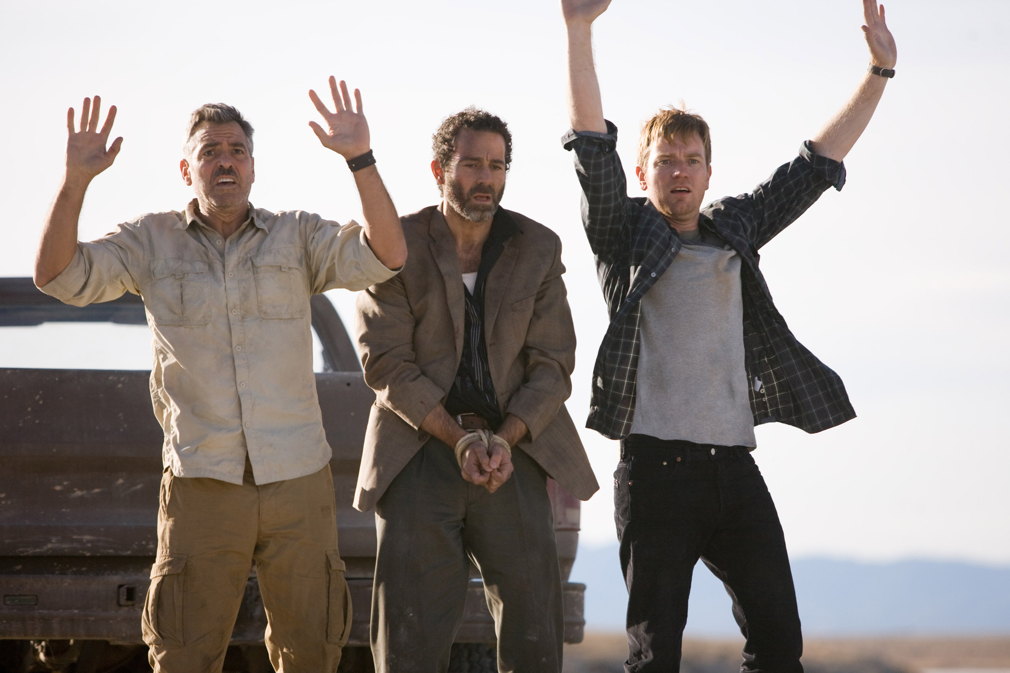 Still of George Clooney, Ewan McGregor and Waleed Zuaiter in The Men Who Stare at Goats (2009)