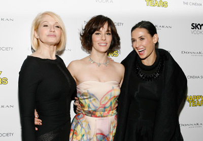 Demi Moore, Parker Posey and Ellen Barkin at event of Happy Tears (2009)