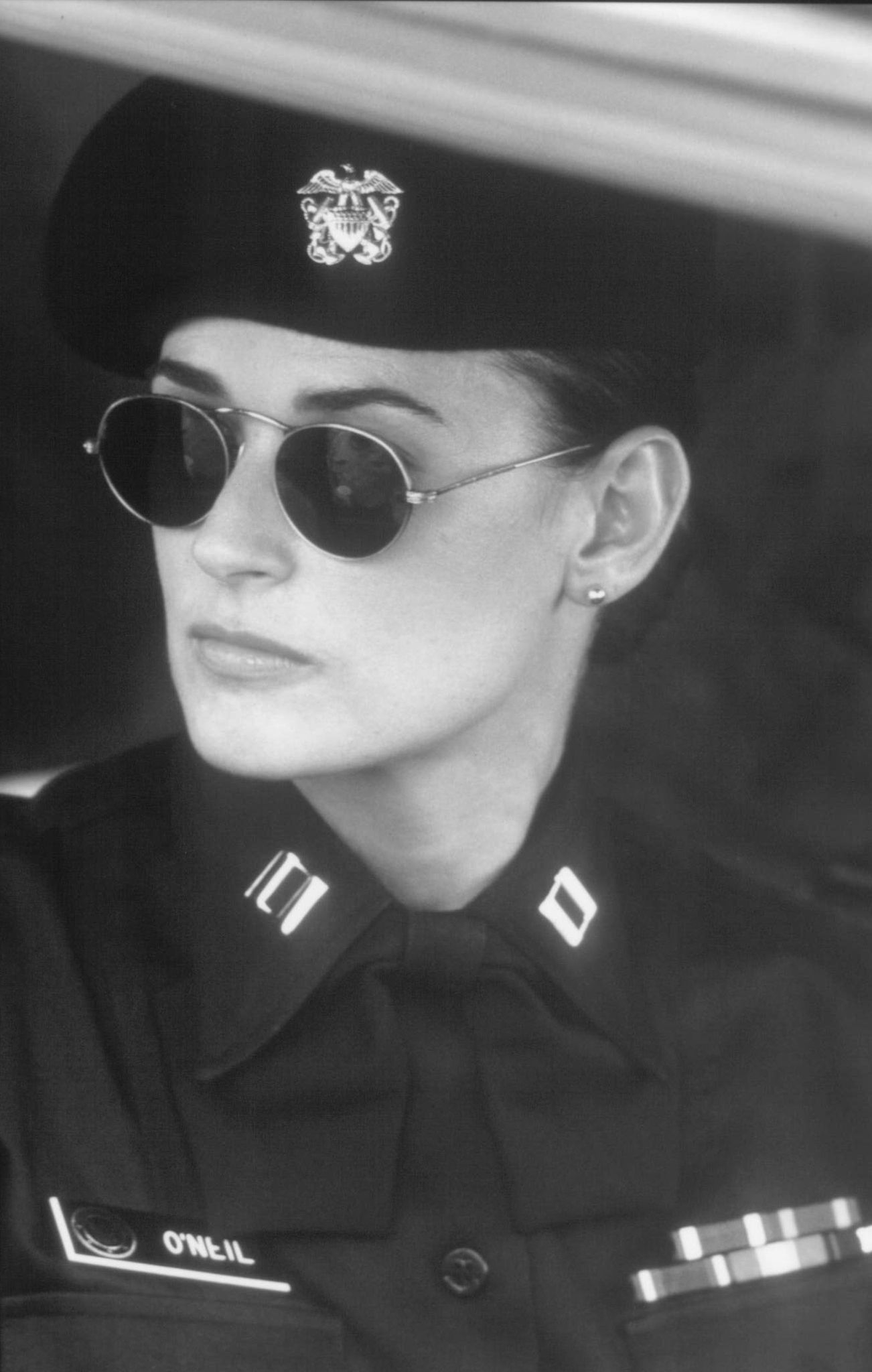 Still of Demi Moore in G.I. Jane (1997)