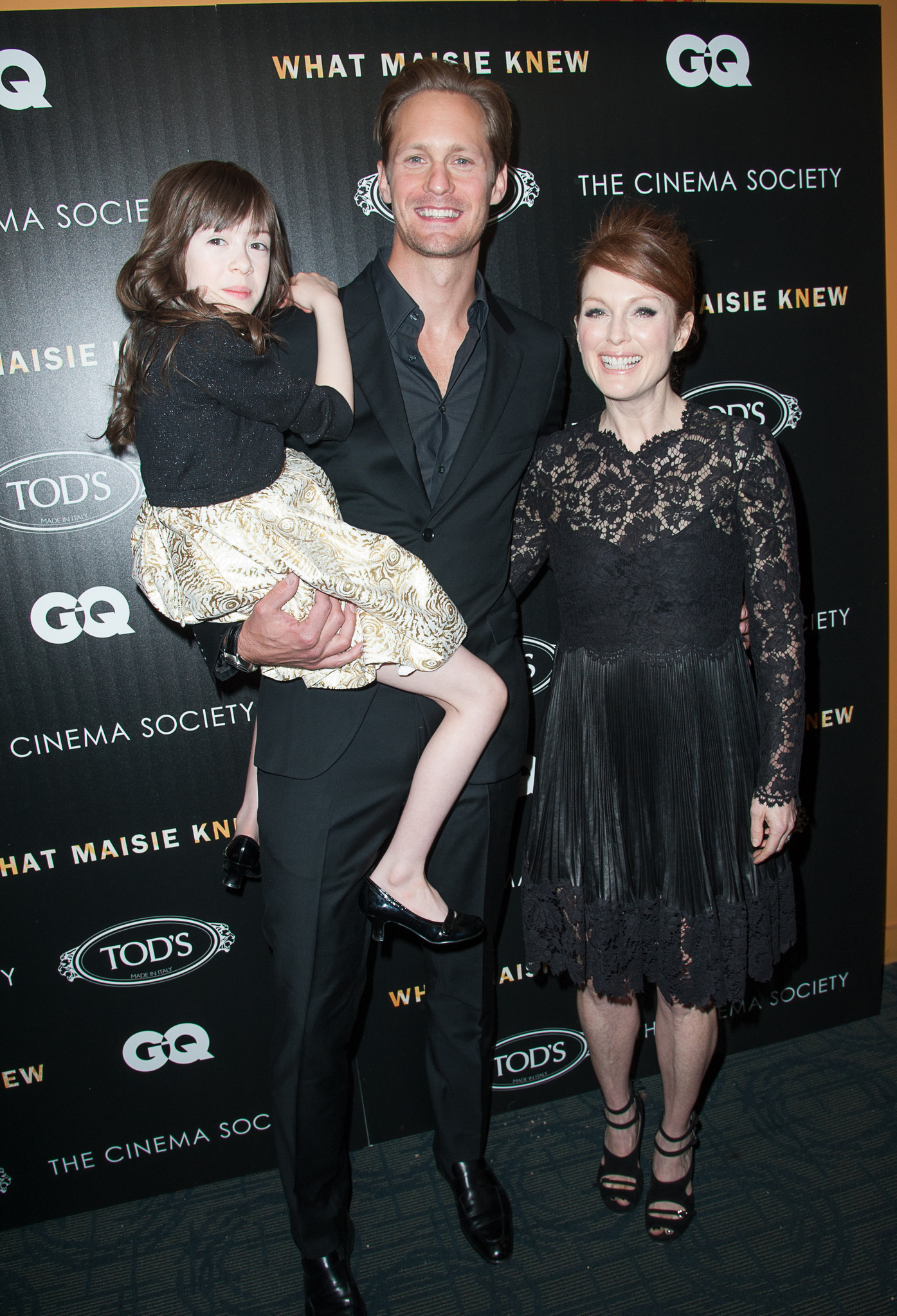 Julianne Moore, Alexander Skarsgård and Onata Aprile at event of What Maisie Knew (2012)