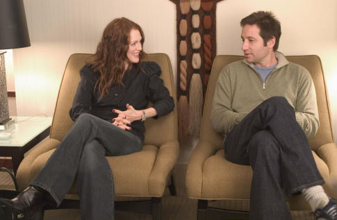 Still of David Duchovny and Julianne Moore in Trust the Man (2005)