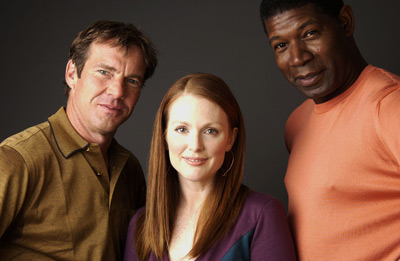 Julianne Moore, Dennis Quaid and Dennis Haysbert at event of Far from Heaven (2002)