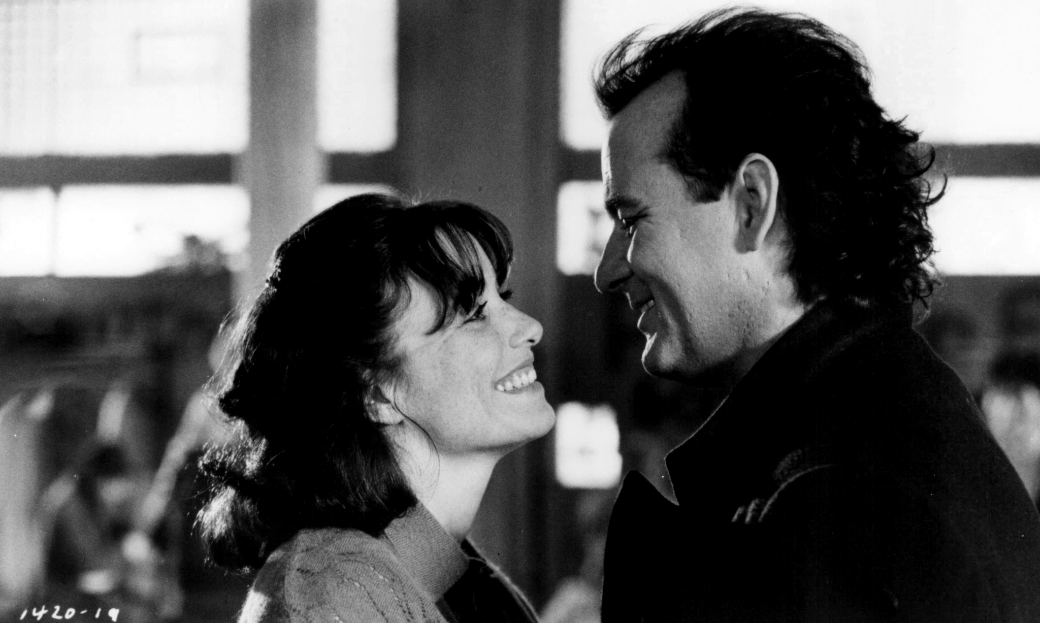 Still of Bill Murray and Karen Allen in Scrooged (1988)