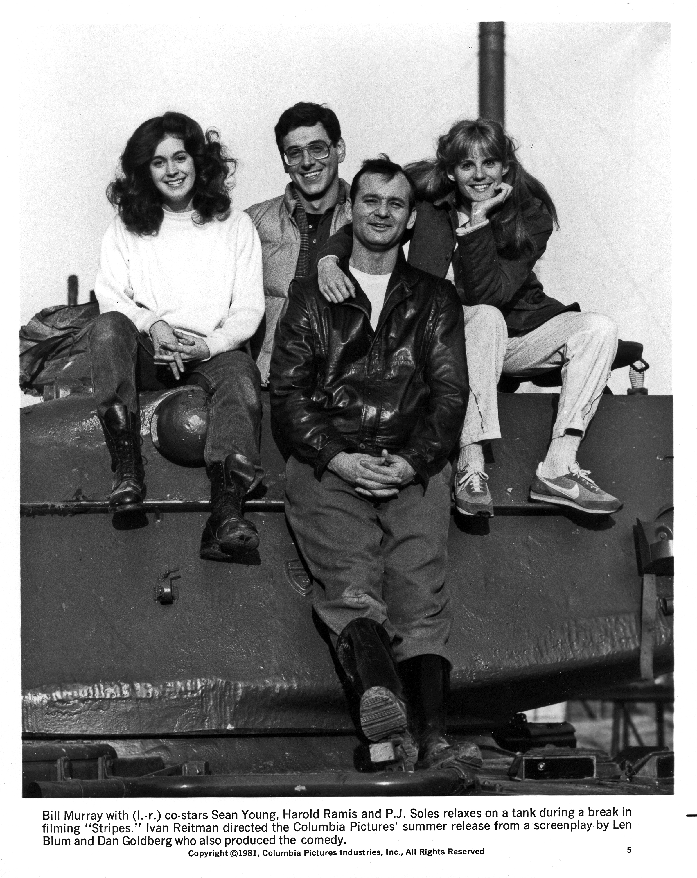 Still of Bill Murray, Harold Ramis, Sean Young and P.J. Soles in Stripes (1981)