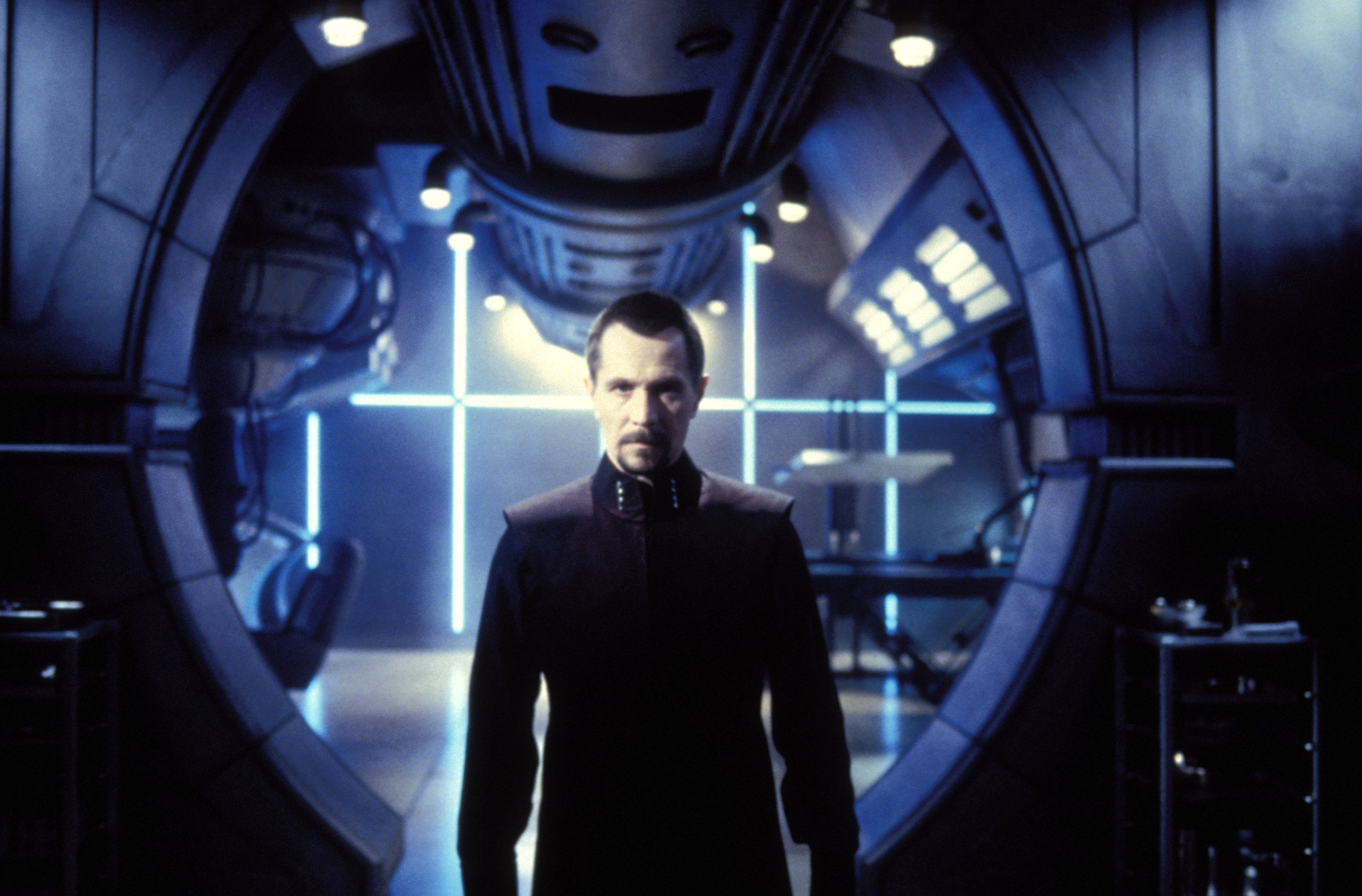 Still of Gary Oldman in Lost in Space (1998)