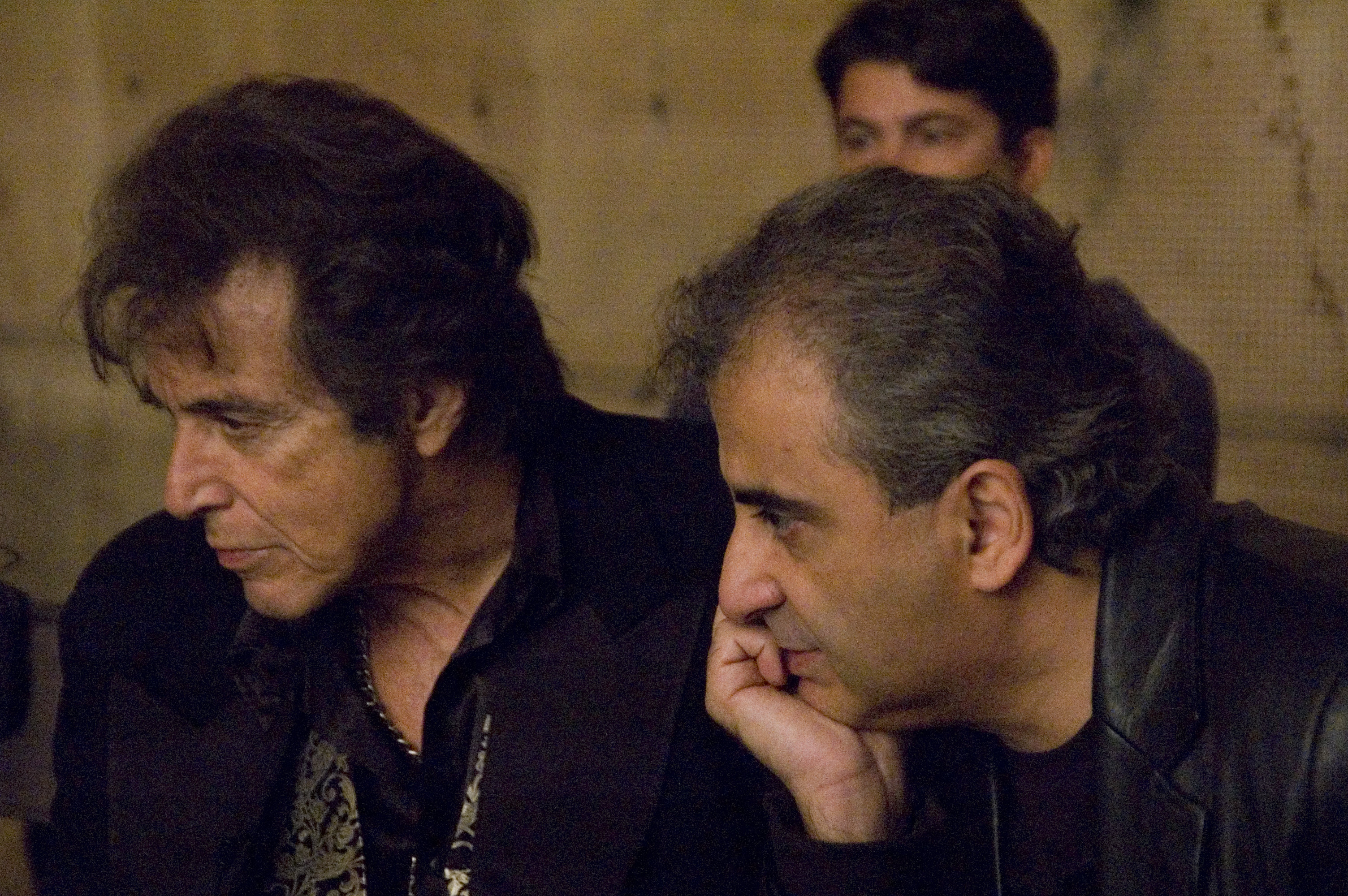 Al Pacino and Barry Navidi on th eset of Wilde Salome