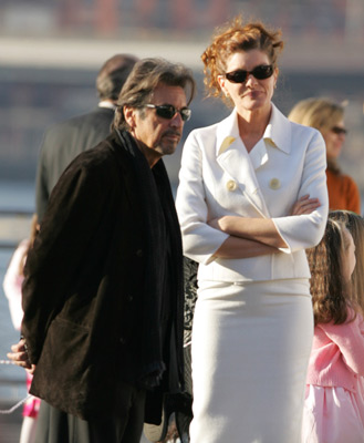 Al Pacino and Rene Russo at event of Two for the Money (2005)