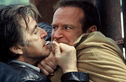 Still of Al Pacino and Robin Williams in Nemiga (2002)