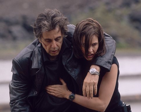 Still of Al Pacino and Hilary Swank in Nemiga (2002)