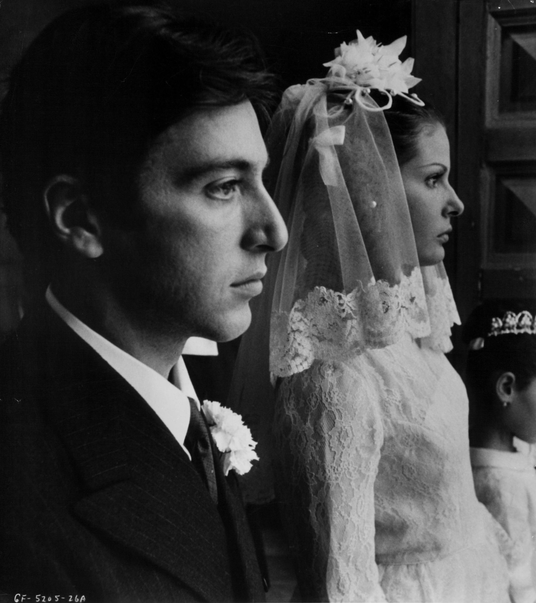 Still of Al Pacino and Simonetta Stefanelli in Krikstatevis (1972)