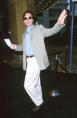 Bill Paxton at event of What Lies Beneath (2000)