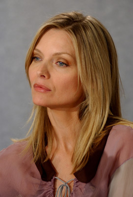 Michelle Pfeiffer at event of White Oleander (2002)