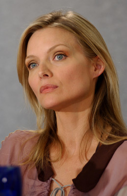 Michelle Pfeiffer at event of White Oleander (2002)