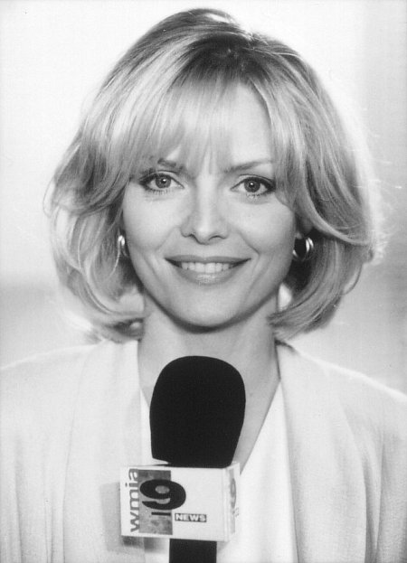 Still of Michelle Pfeiffer in Up Close & Personal (1996)