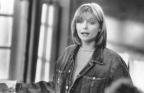 Still of Michelle Pfeiffer in Dangerous Minds (1995)