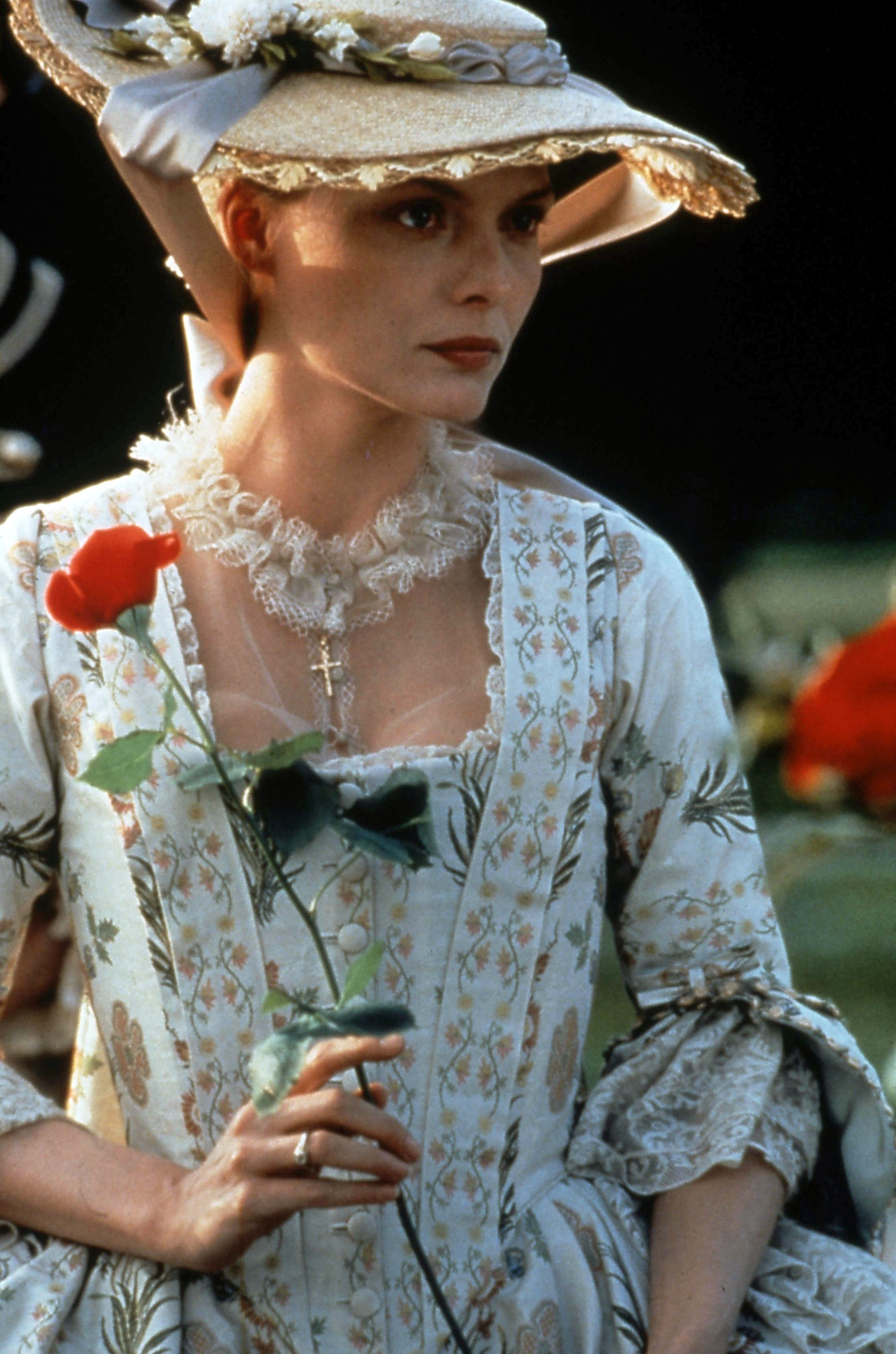 Still of Michelle Pfeiffer in Dangerous Liaisons (1988)