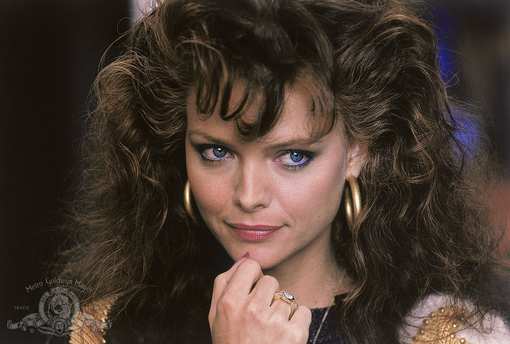 Still of Michelle Pfeiffer in Married to the Mob (1988)
