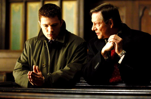 Still of Ryan Phillippe and Chris Cooper in Breach (2007)