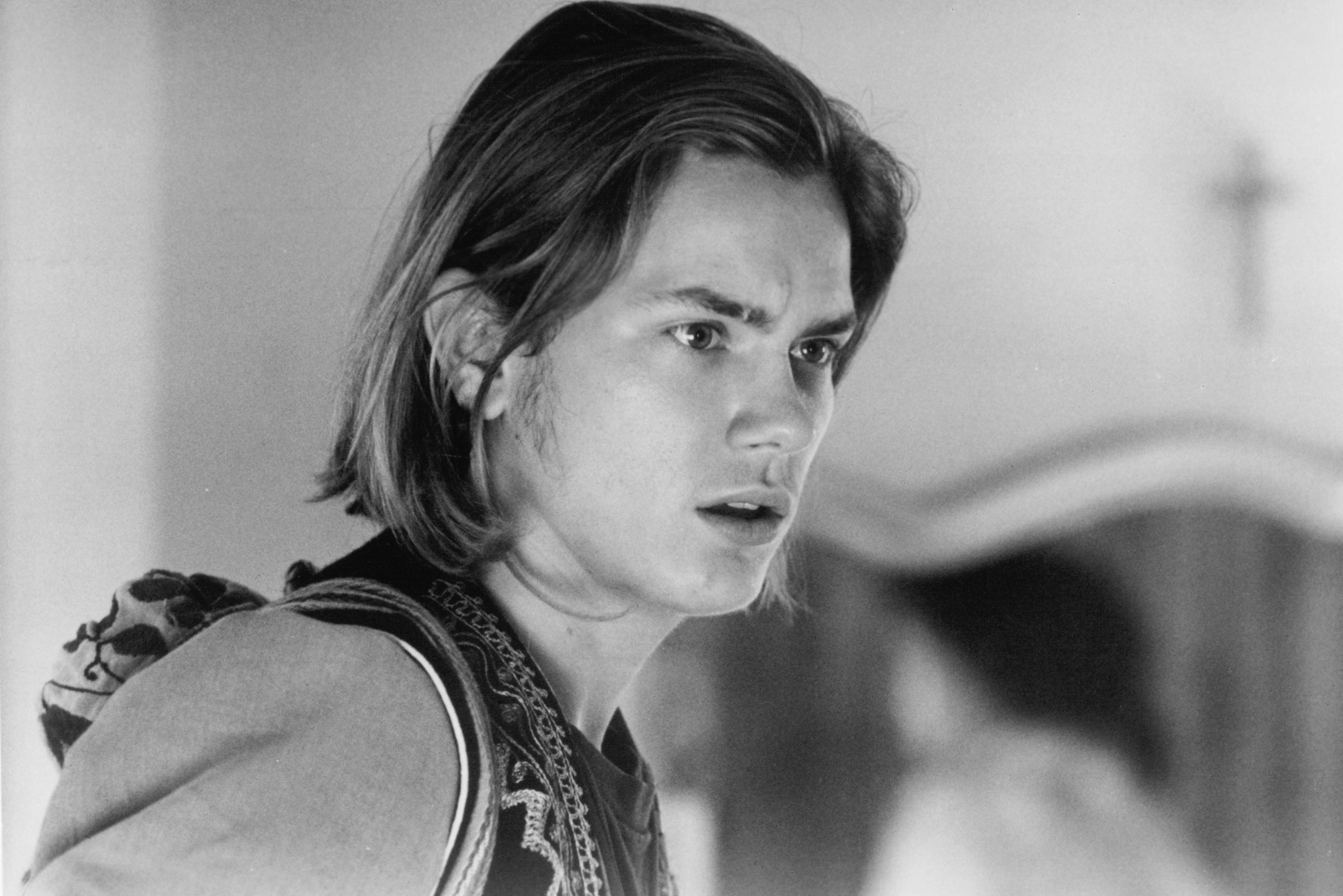 Still of River Phoenix in I Love You to Death (1990)