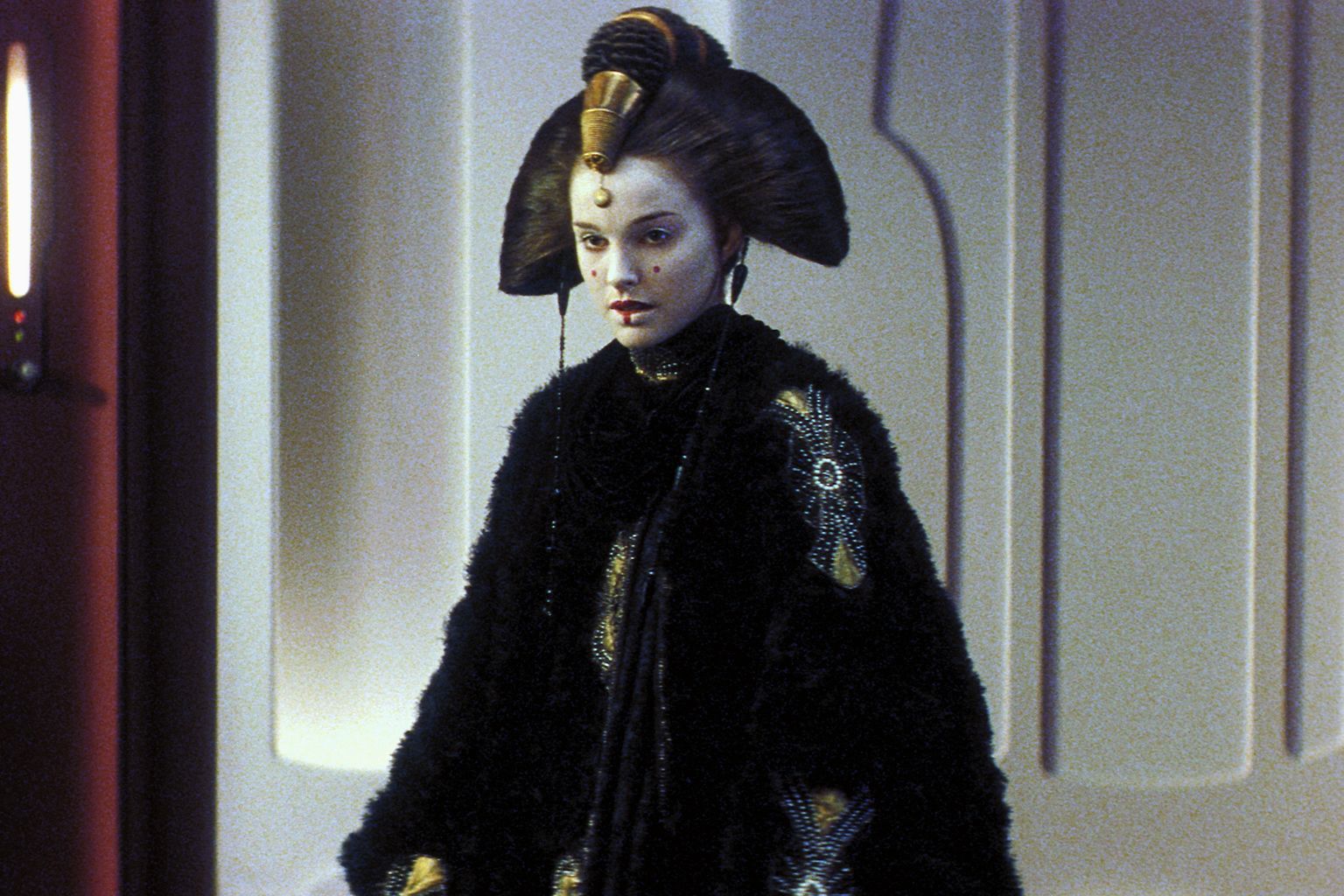 Still of Natalie Portman in Zvaigzdziu karai: epizodas I. Pavojaus seselis 3D (1999)
