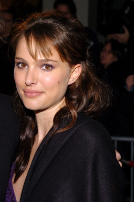 Natalie Portman at event of Closer (2004)